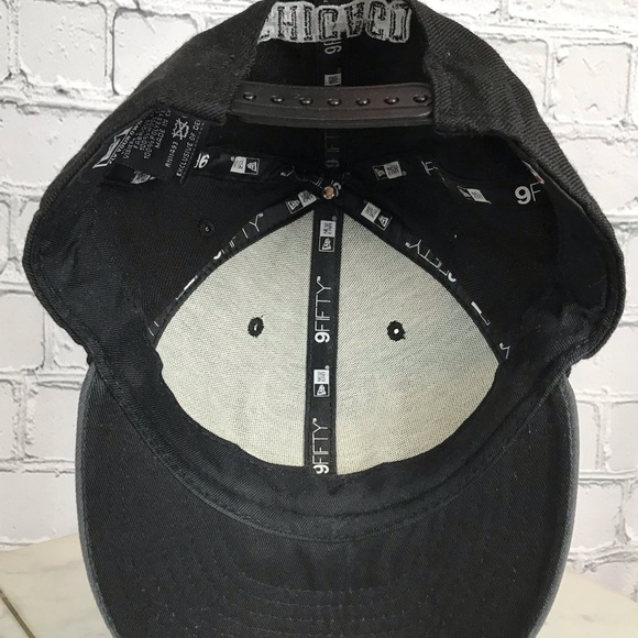 New Era 9Fifty NBA Chicago Bulls Black & Gray Adjustable SnapBack Hat & Cap - Picture 9 of 11